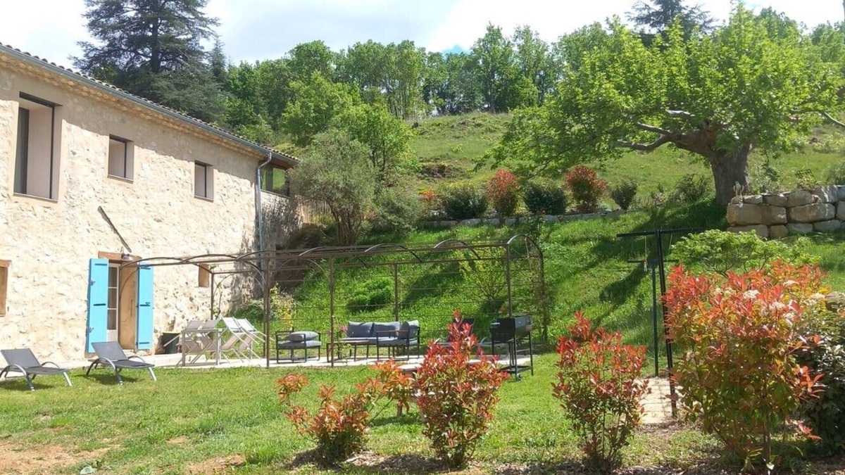 Sisteron House | Country gite near Sisteron for 2 to 4 people (3-star rating).