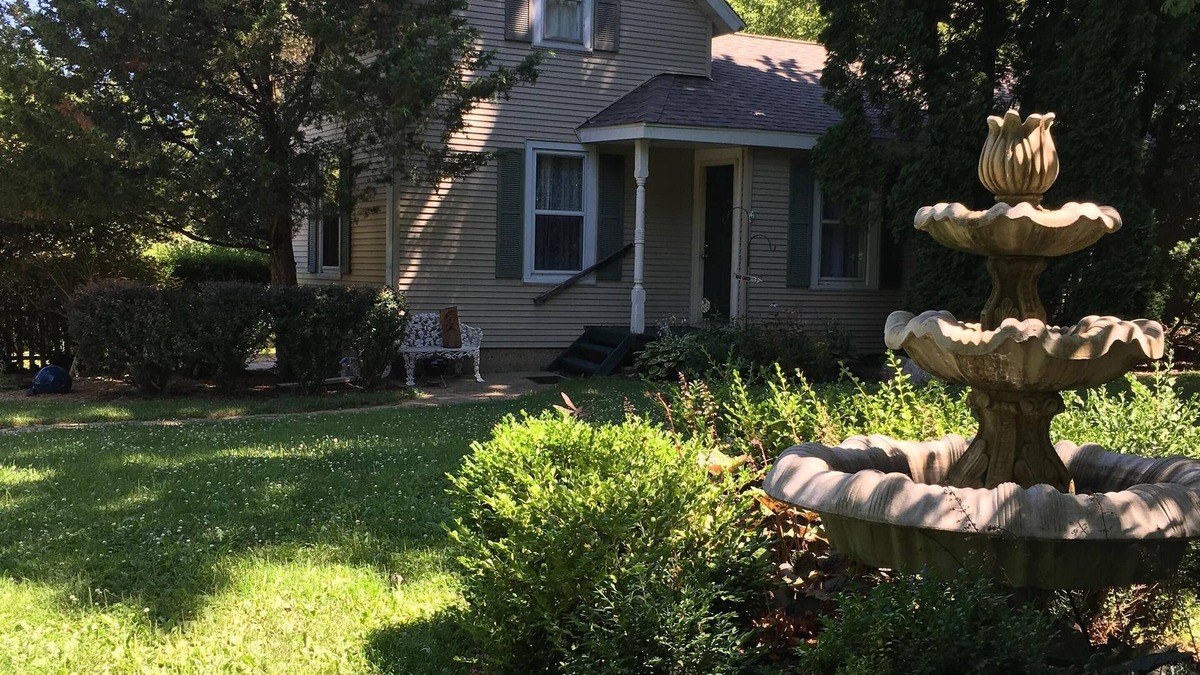 Afton House | Country Guesthouse at Wind Ridge Herb Farm