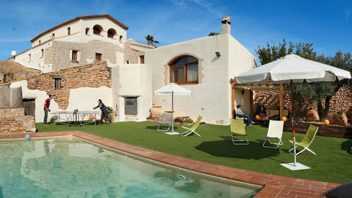 La Bisbal del Penedes Villa | Country House 'Mas Llagostera' with Private Pool, Wi-Fi and Air Conditioning
