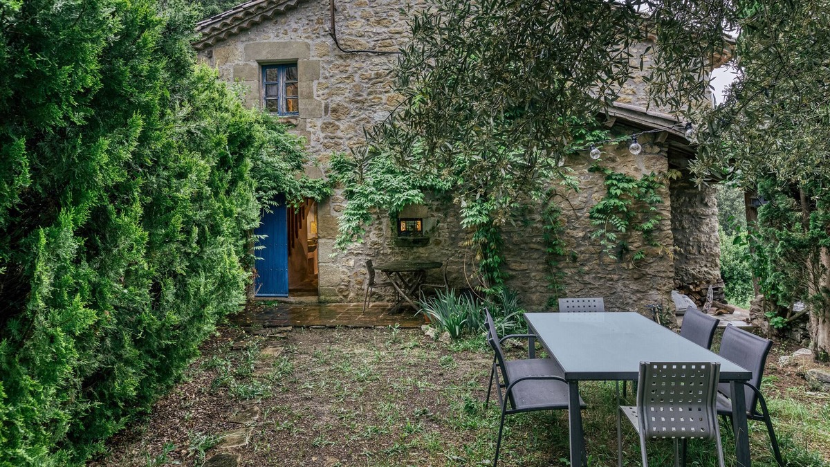 Les Planes d'Hostoles House | Country House 'Can Rubio, Les Encies' with Mountain View, Private Terrace and Wi-Fi