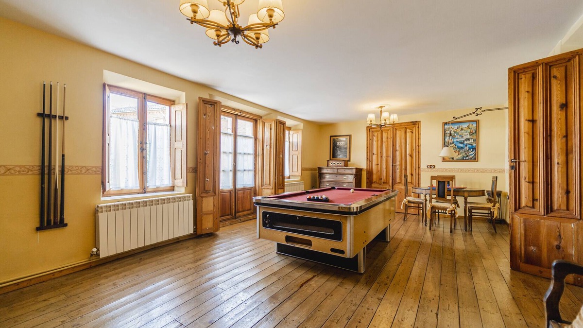 Melgar de Fernamental House | Country House 'Abánades' with Private Pool, Private Garden and Wi-Fi