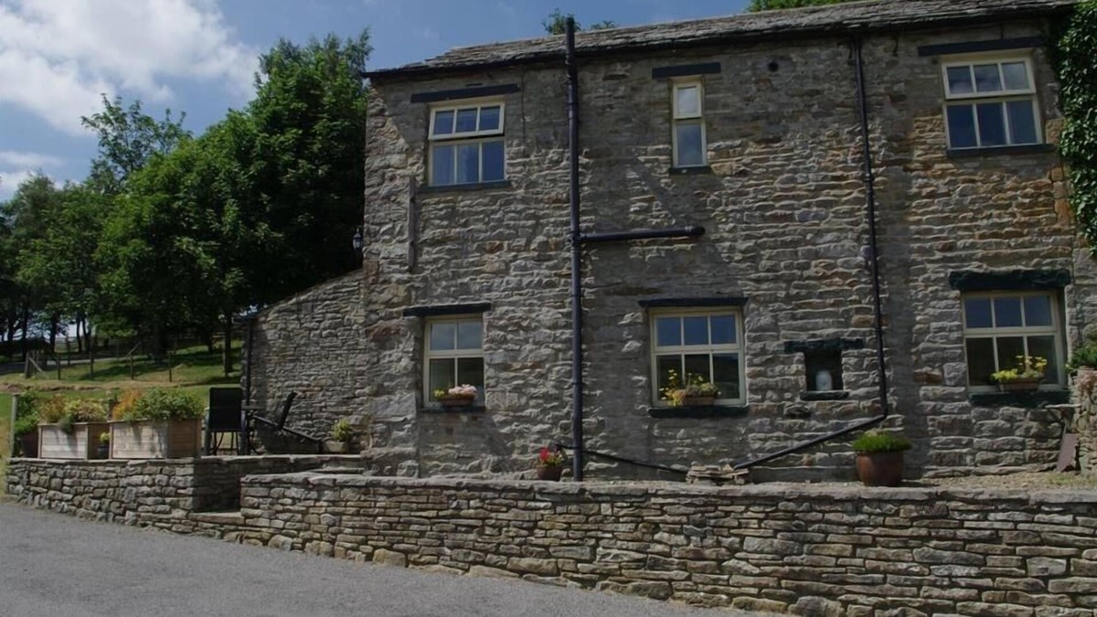 Newbiggin-in-Bishopdale Cottage | Country Hideaways | Hill Top Cottage | Walden