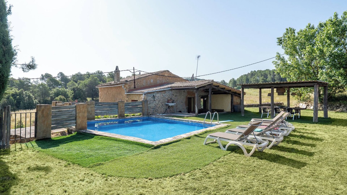 Querol House | Country House 'Caltiku' with Mountain View, Private Pool and Private Terrace