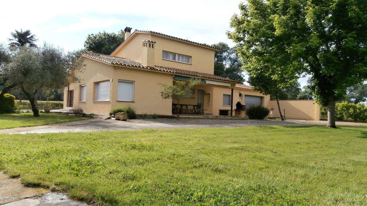 Fornells de la Selva Villa | Country house with pool