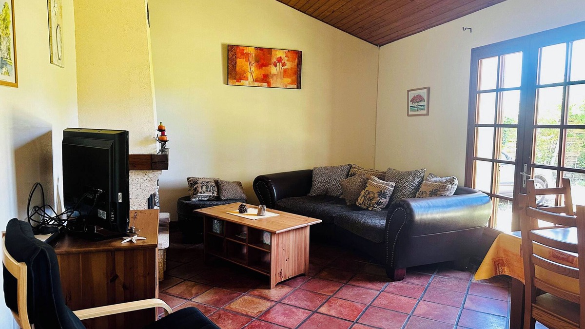 Jau-Dignac-et-Loirac House | Country house 6 persons