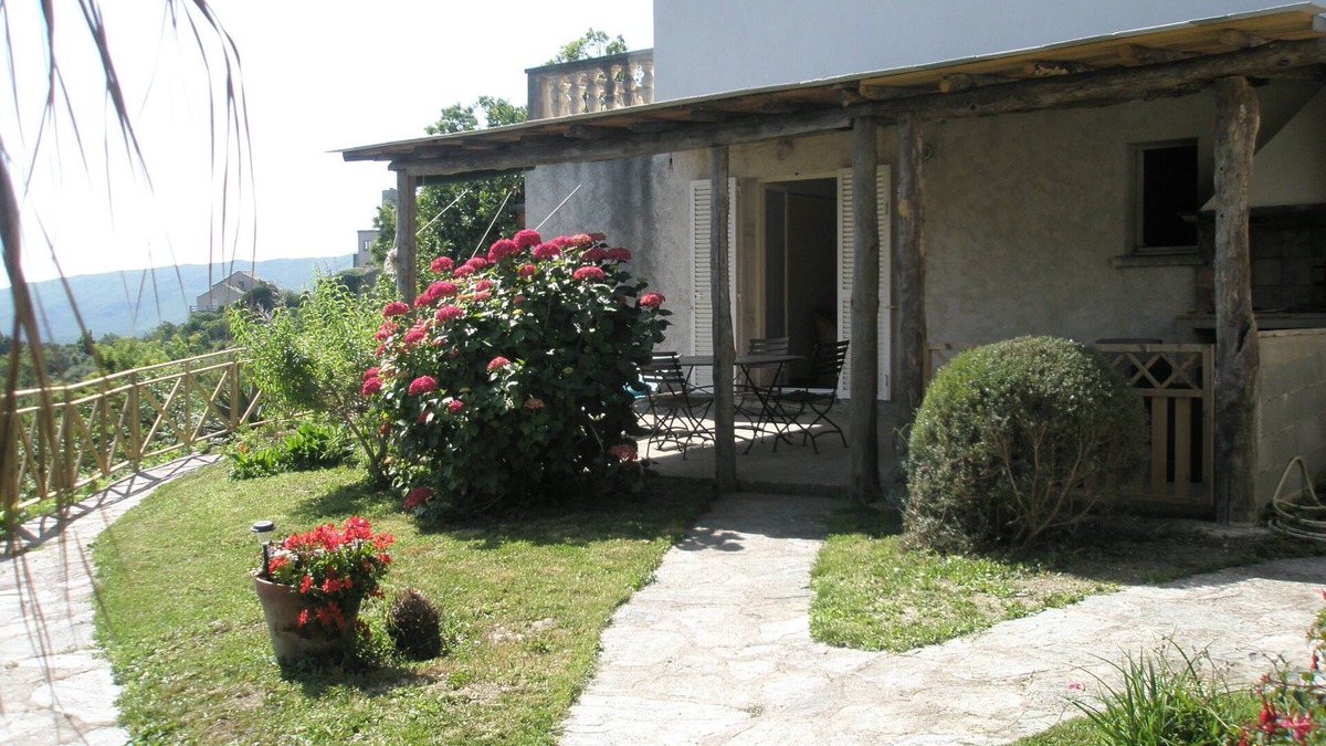 Cagnano Cottage | country holiday home - Cagnano