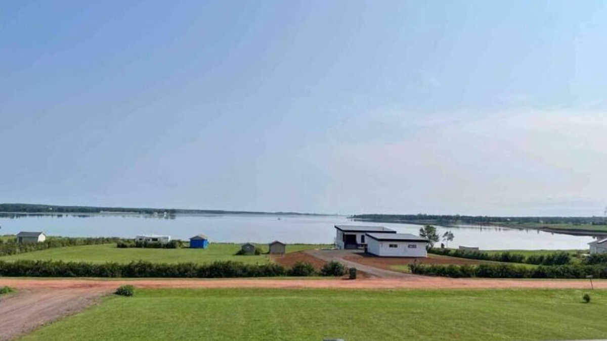 New Dominion Condo | Country home with spectacular views