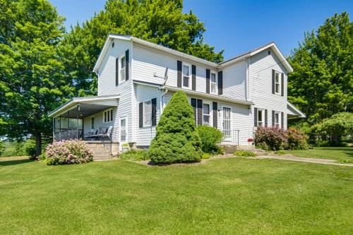 Centerville House | Country Home with Fishing Ponds Near Canadohta Lake