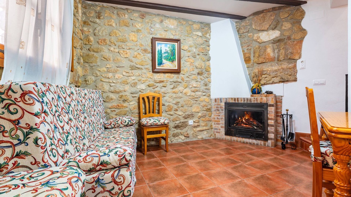 La Pobla de Benifassa House | Country House 'Casa Yayo' with Mountain View, Balcony and Wi-Fi