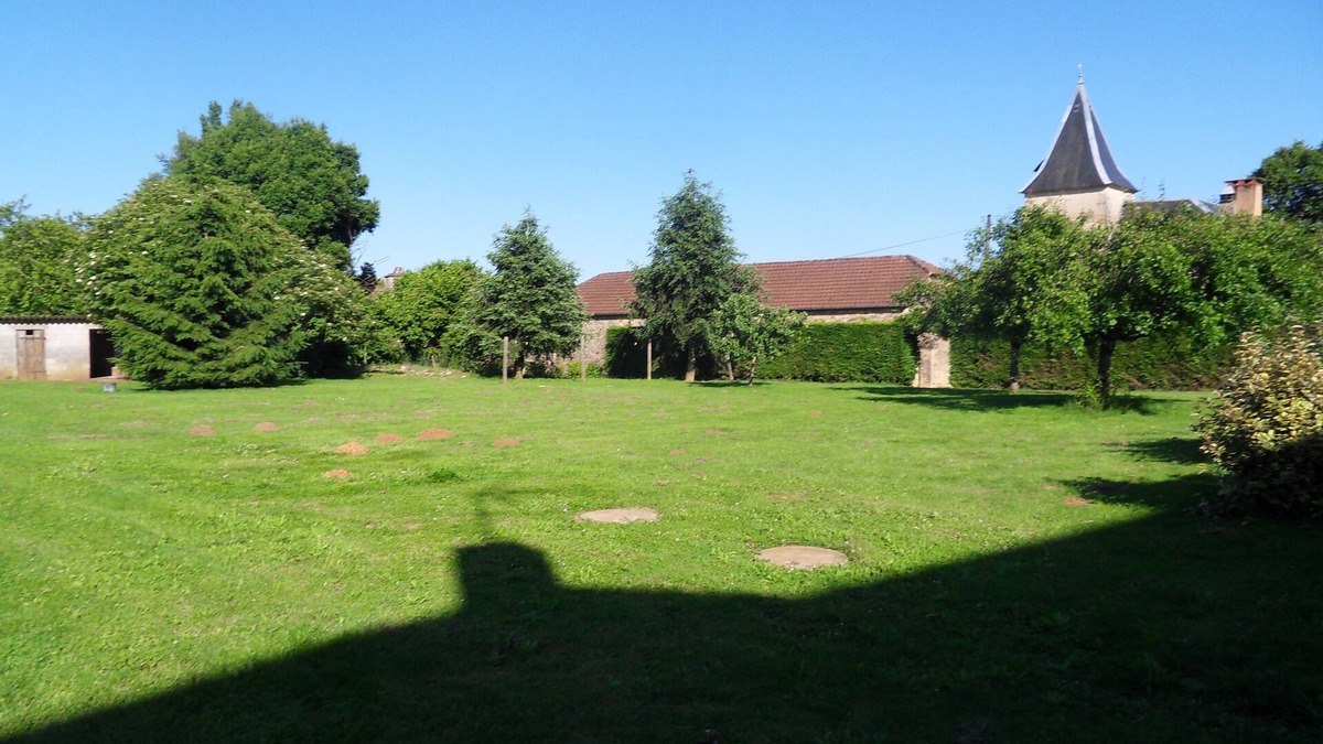Frayssinet-le-Gelat House | Country house between LOT and DORDOGNE.