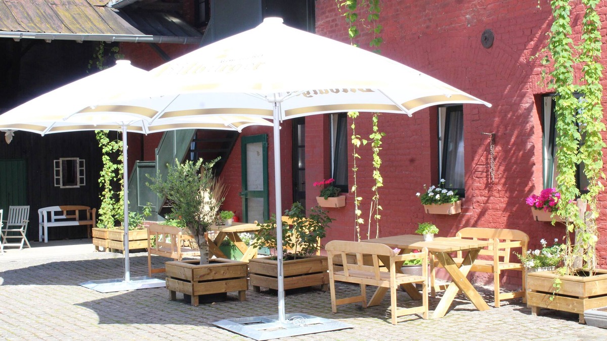 Juelich Apartment | Country house apartments with very good connections