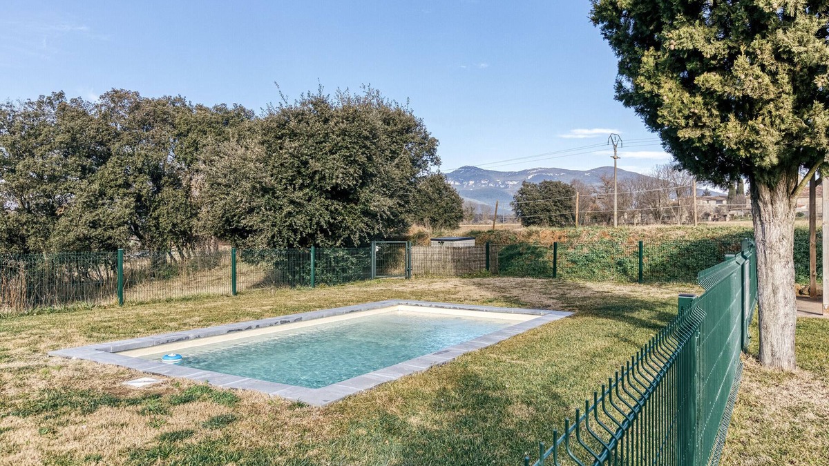 Maia de Montcal Villa | Country House 'Cal Tort' with Mountain View, Private Pool and Wi-Fi