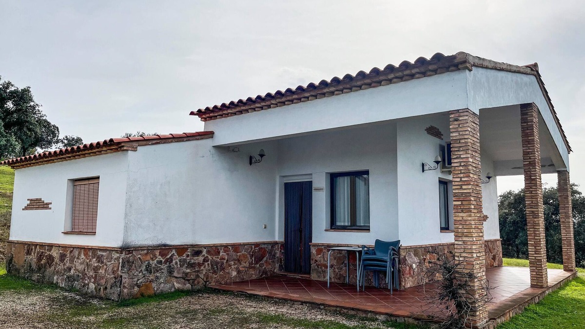 Aldeaquemada House | Country House 'Casa Los Órganos' with Mountain View, Shared Pool and Air Conditioning