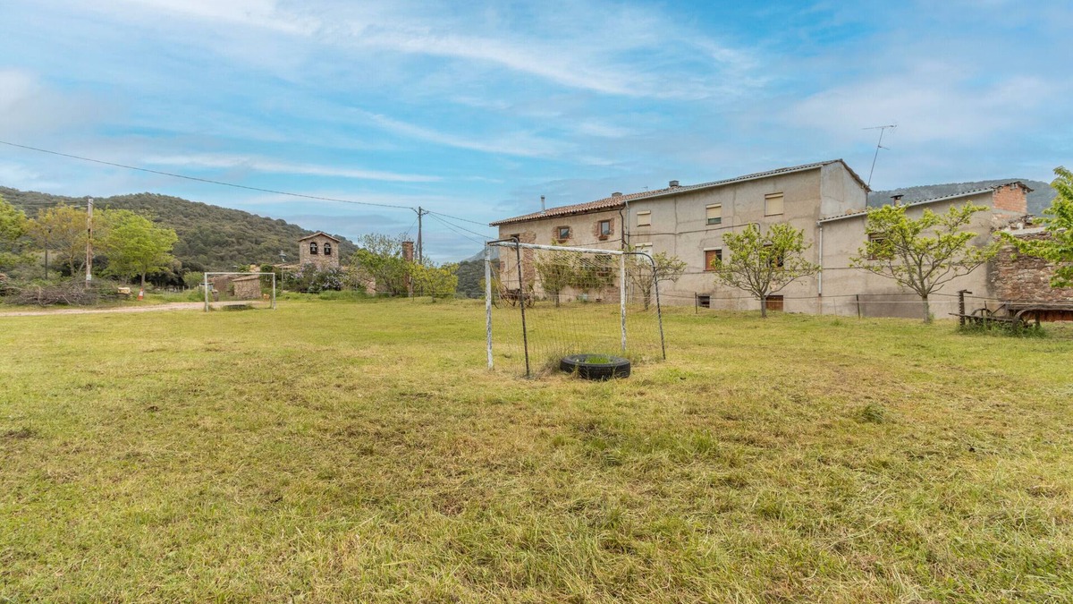 Baix Pallars House | Country House 'Casa Vilanova' with Mountain View, Private Terrace and Wi-Fi