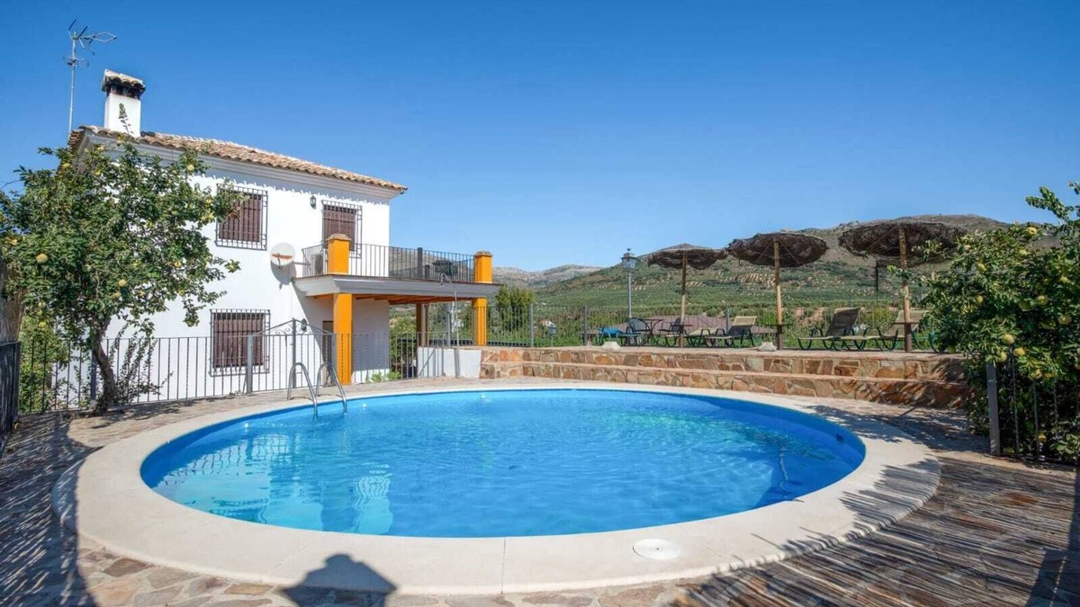 Carcabuey House | Country House 'Casa Rural El Rincon' with Mountain View, Wi-Fi and Air Conditioning
