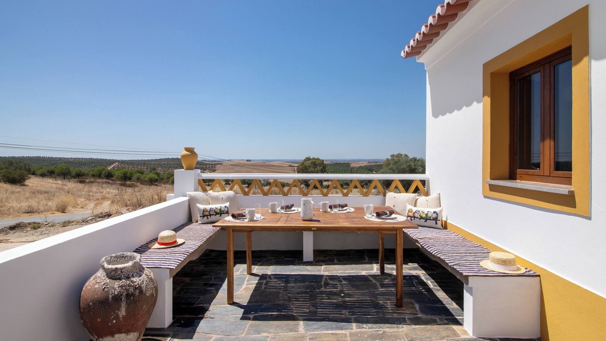 Espirito Santo Villa | Country House 'Casas Do Monte I - T2' with Mountain View, Wi-Fi and Air Conditioning