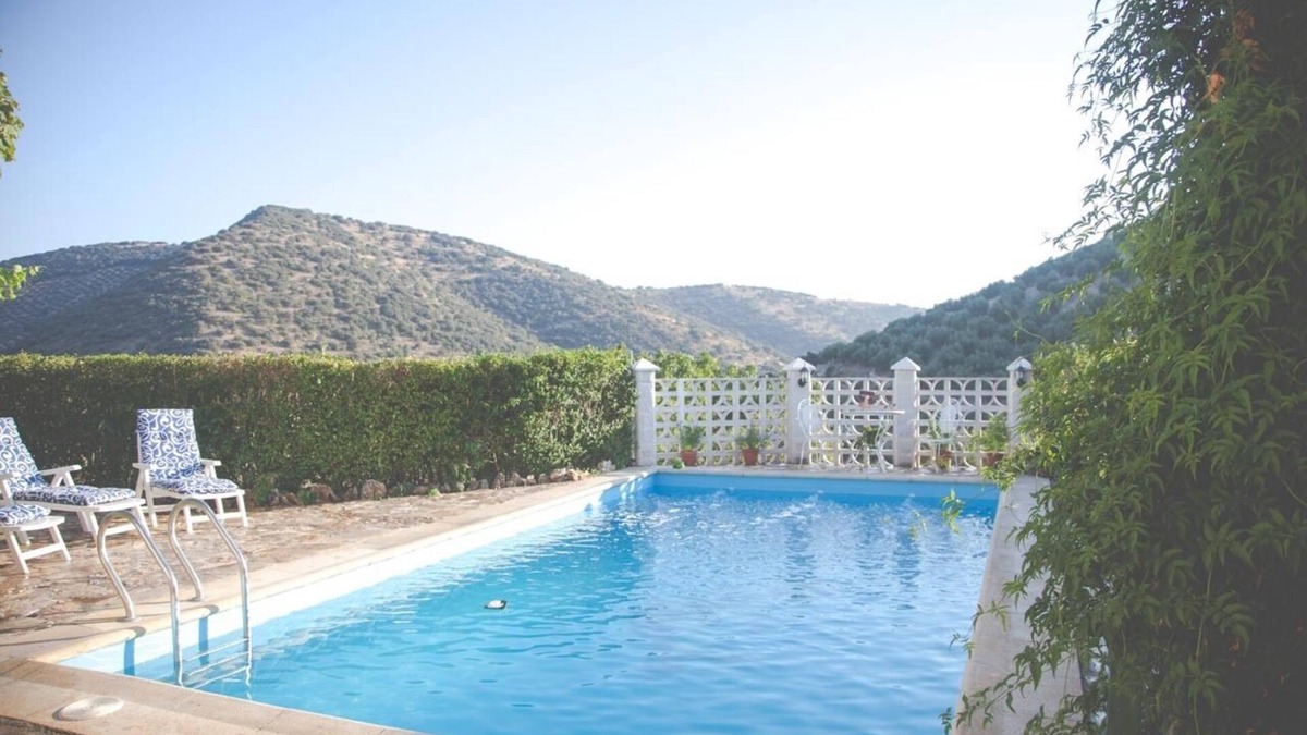 Almedinilla Villa | Country House Cortijo Colomo with Mountain View, Pool, Garden & Wi-Fi