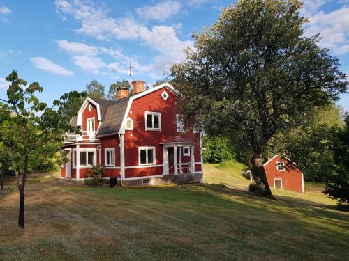 Lonneberga Apartment | Country house Dalavägen 8