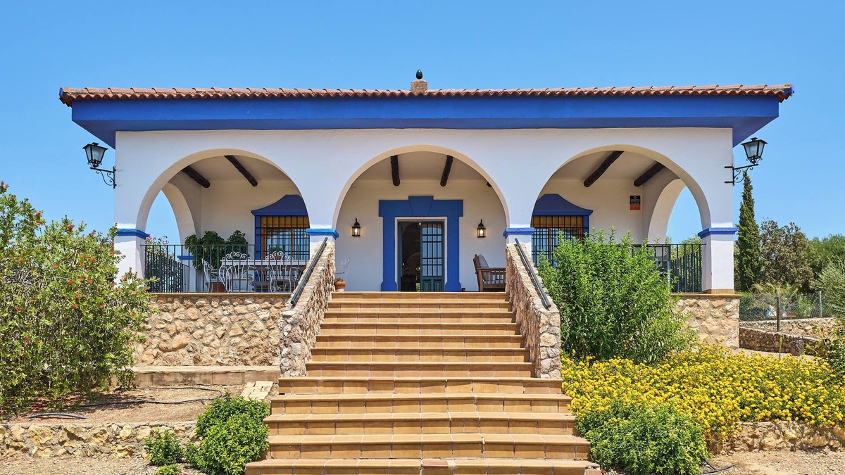 Hornachuelos House | Country House 'El Mirador' with Mountain View, Wi-Fi and Air Conditioning