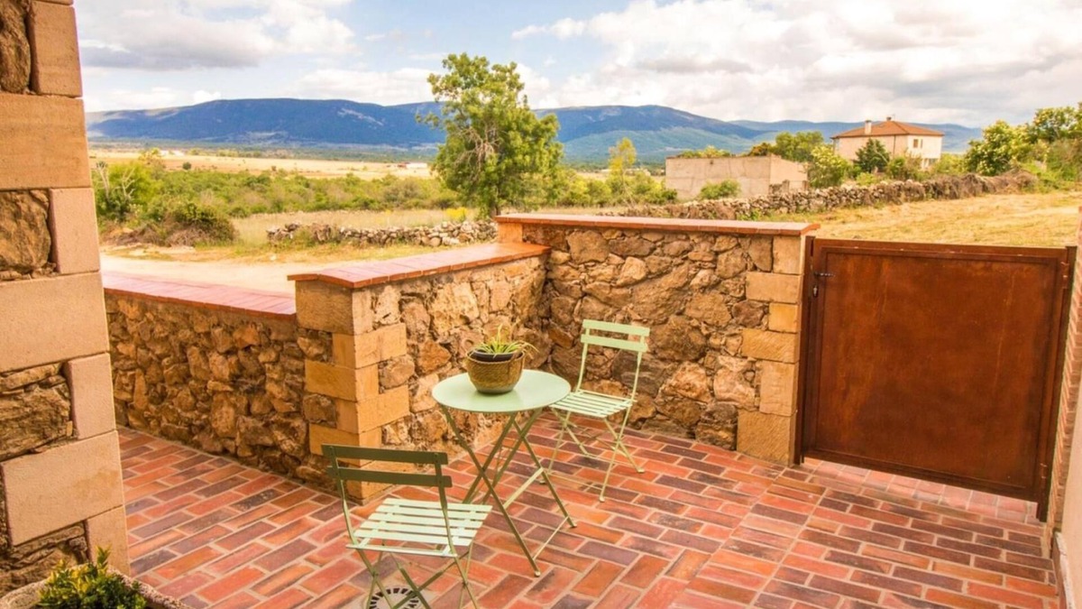 Aldeasaz House | Country House 'El Mirador De La Montaña' with Mountain View, Wi-Fi and Air Conditioning