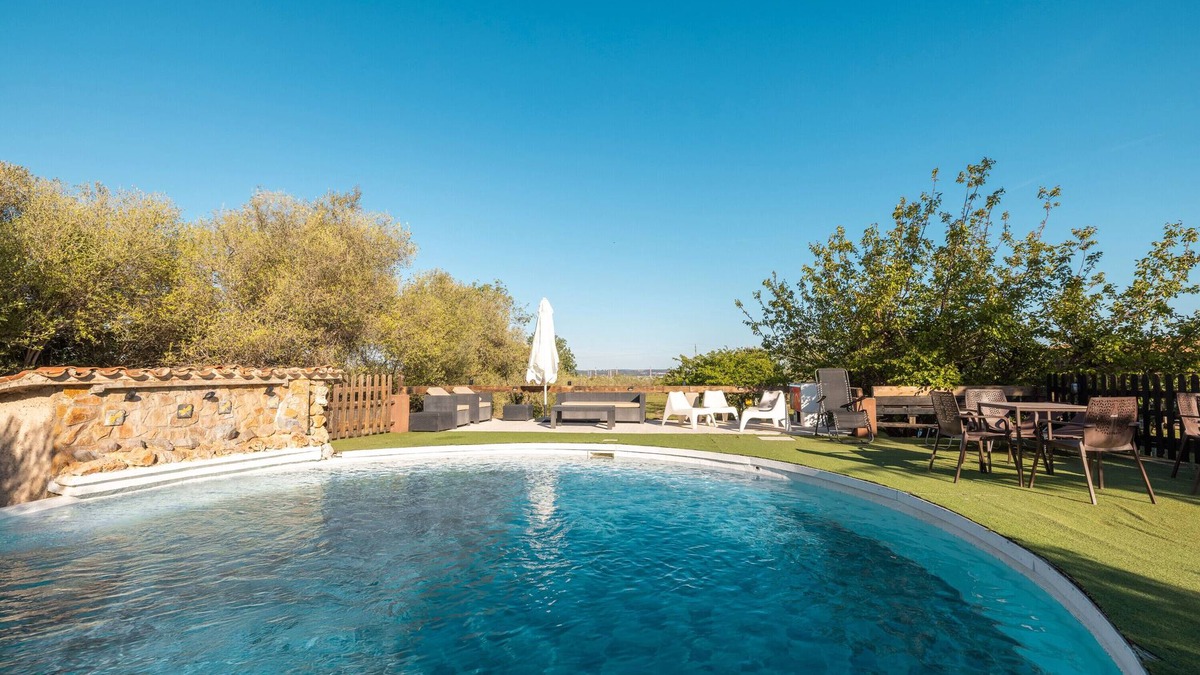 La Selva del Camp Villa | Country House 'El Pi De La Selva' with Private Pool, Private Terrace and Wi-Fi