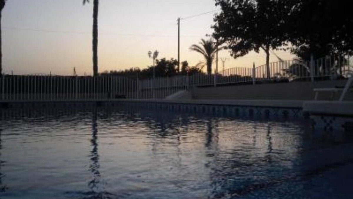 Elche House | COUNTRY HOUSE FOR SUMMERING, HIBERNATING OR EVENTS. CAPACITY FOR 12 GUESTS.