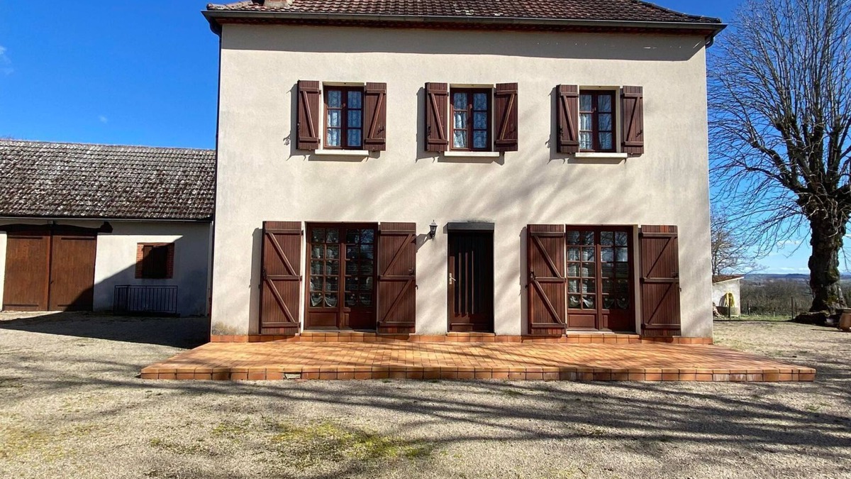 Montoldre Villa | Country house