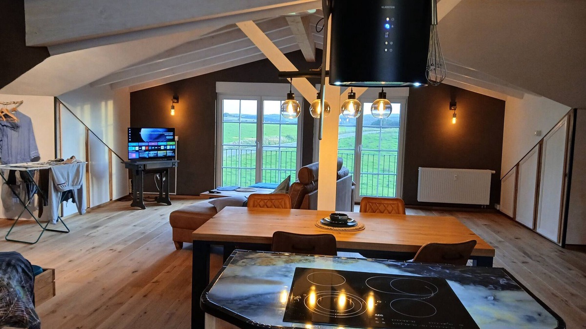 Buch Cottage | Country House 'Hof Sorgenfrei' with Mountain View, Wi-Fi and Air Conditioning