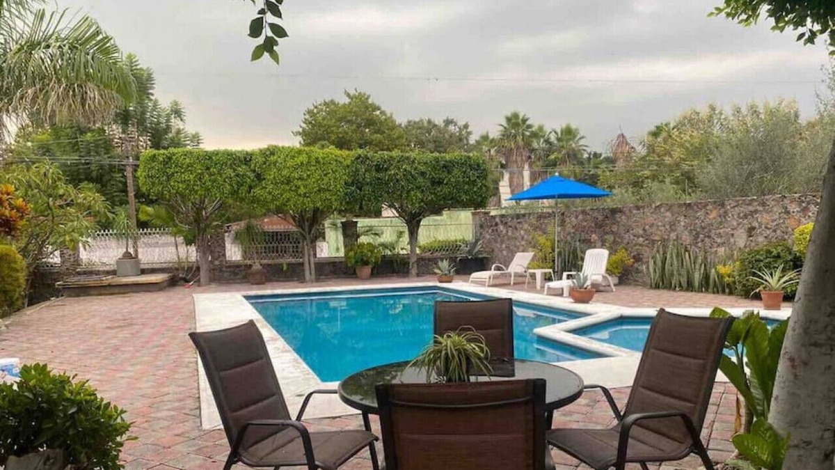 Cuautla House | Country house in Cuautla, heated pool, nice garden