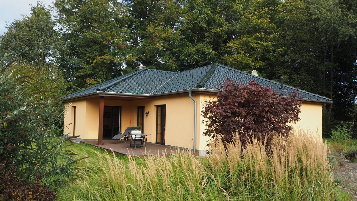 Sanitz House | Country house in rural surroundings and yet centrally located