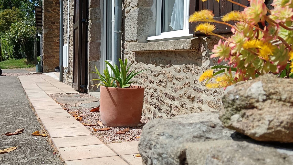 Saint-Pierre-de-Plesguen House | Country house in the heart of a village