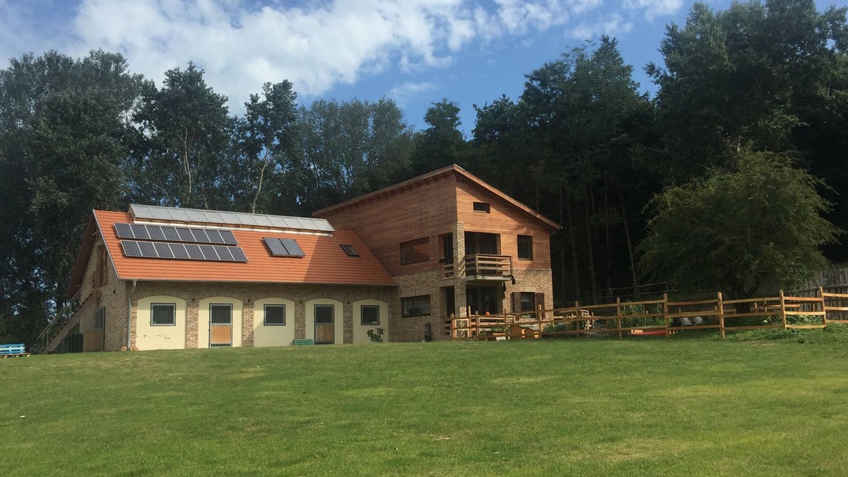 Siofok House | Country house in the nature
