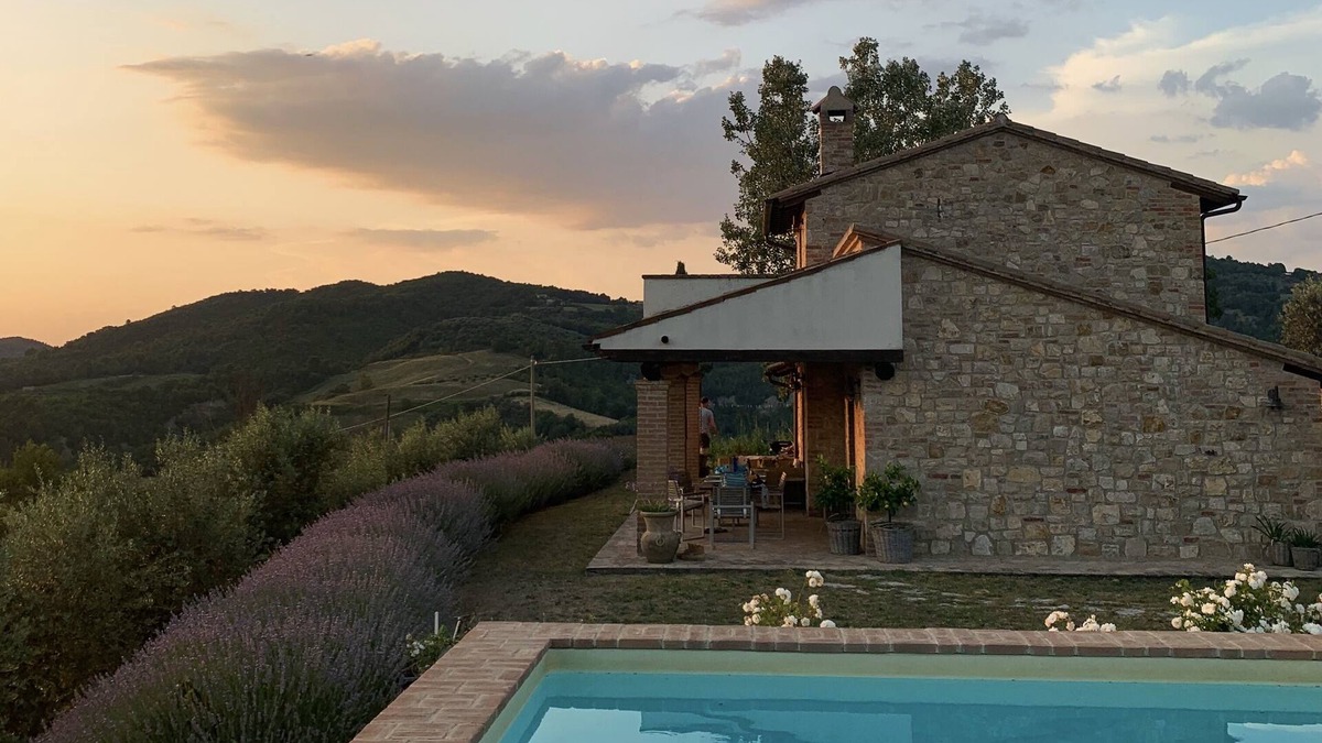 Gualdo Cattaneo House | Country house in Umbria with private pool for family holiday or romantic stay