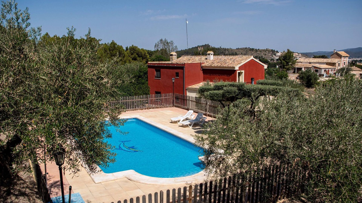 Caravaca de la Cruz House | Country House 'La Escuela Caravaca' with Mountain View, Wi-Fi and Air Conditioning