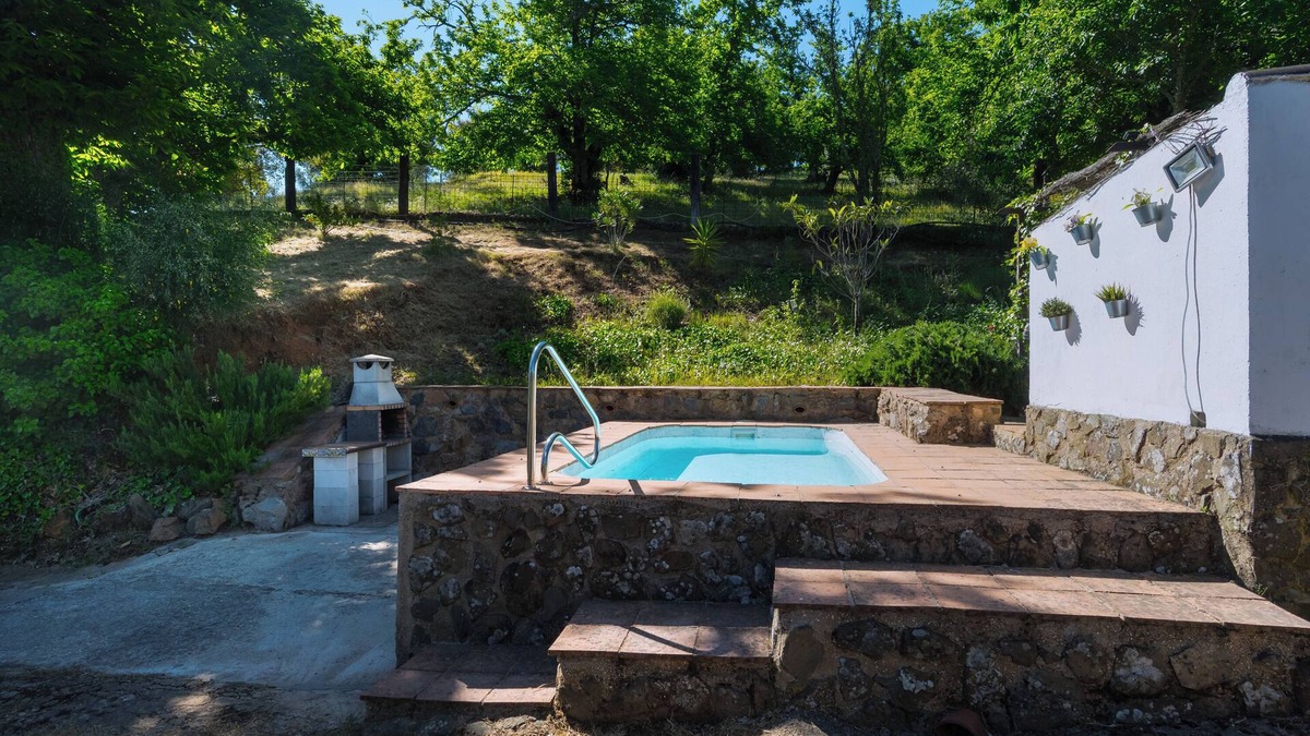 Calabazares House | Country House 'Las Nubes' with Mountain View, Wi-Fi and Air Conditioning
