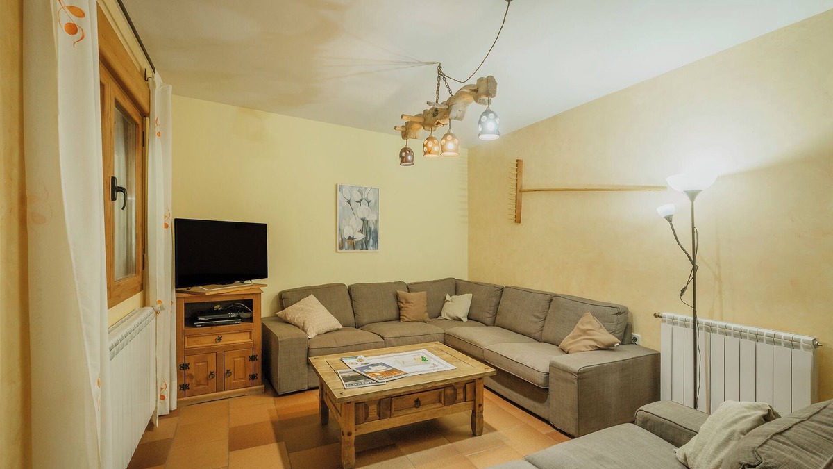 Caballar House | Country House 'Los Molinillos' with Mountain View, Private Terrace and Wi-Fi