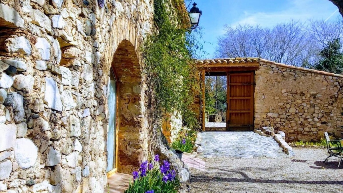 Montblanc House | Country House 'Miramar' with Mountain View, Shared Pool and Wi-Fi