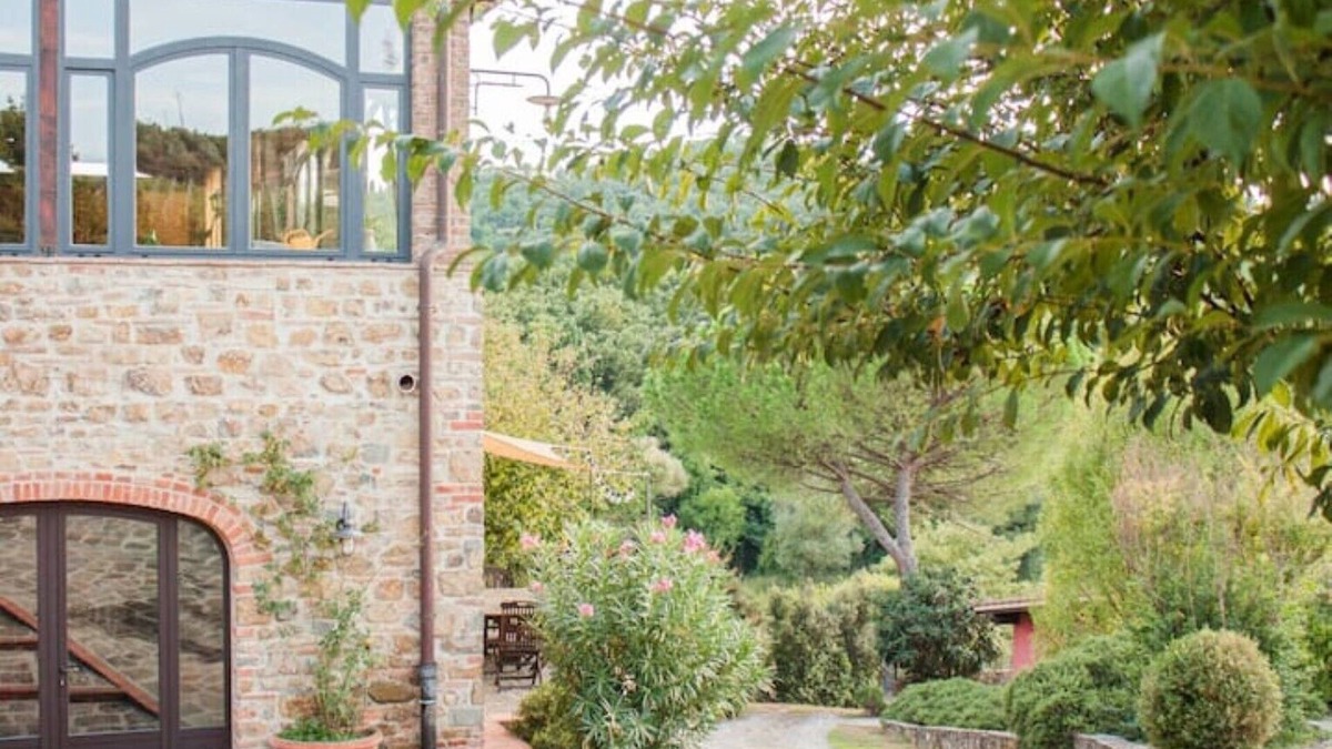 Carmignano Villa | Country house near Florence with panoramic pool and outbuilding
