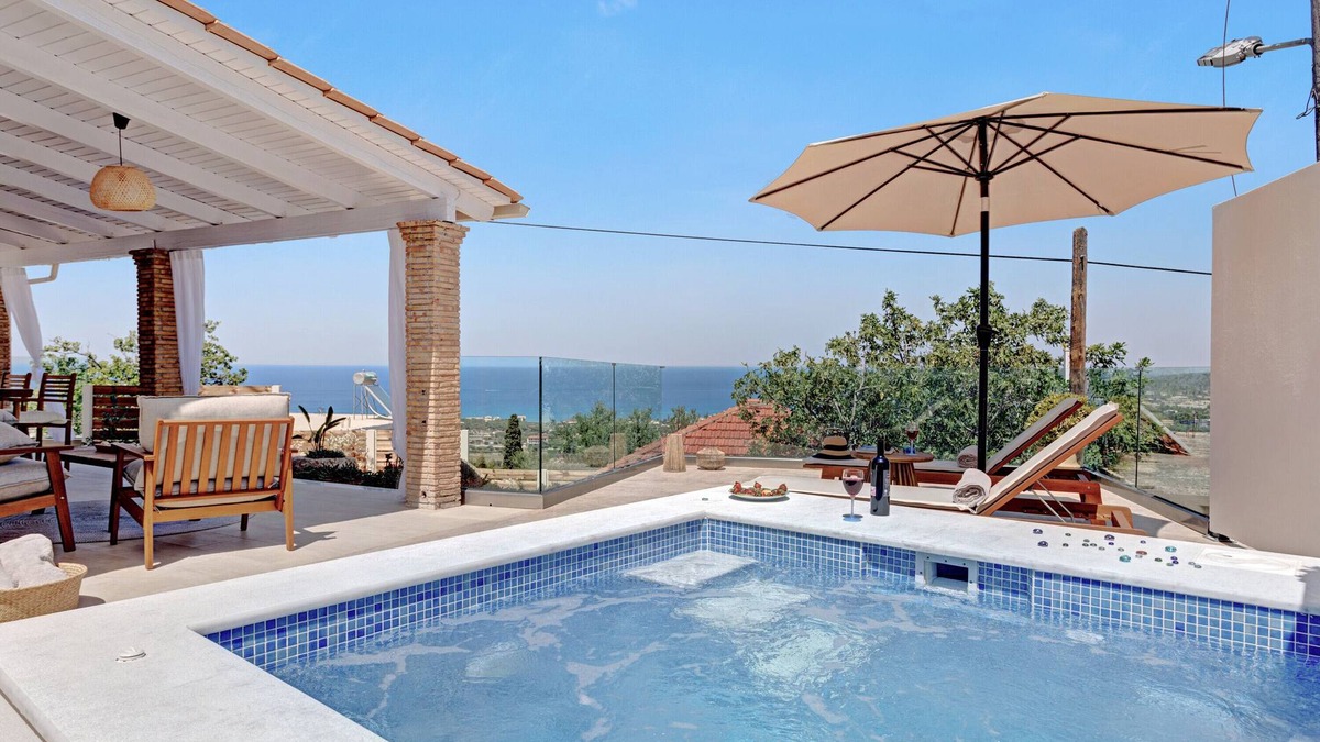 Khartata Villa | Country House 'Olivella Luxury Suites' with Private Terrace, Wi-Fi and Air Conditioning