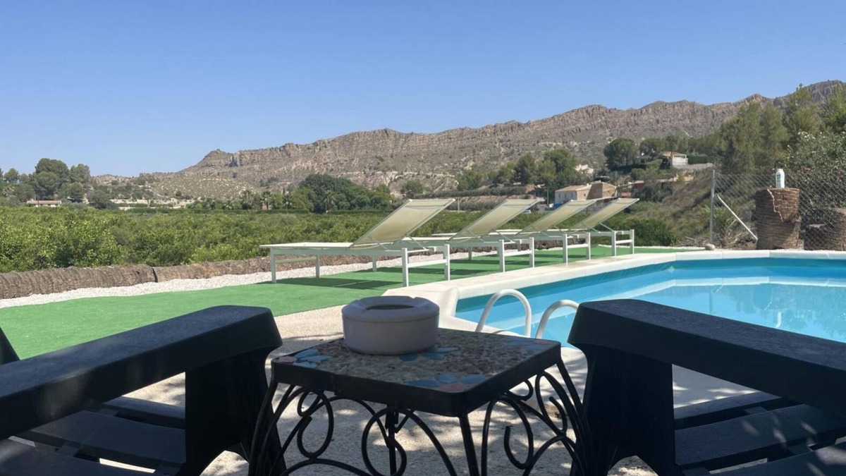 Huerta de Arriba House | Country House 'Ramoncico' with Mountain View, Private Pool and Wi-Fi