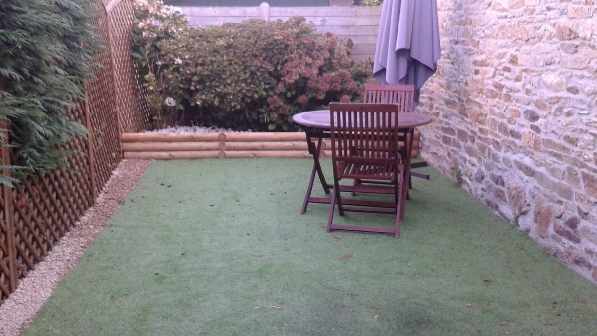 Guegon House | Country house rental.