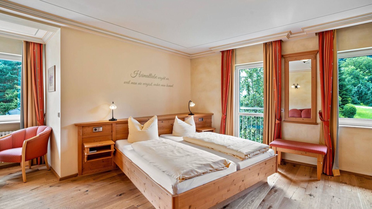 Buehlertal Apartment | Country House Room 'Heimatliebe' with Mountain View, Wi-Fi and Air Conditioning