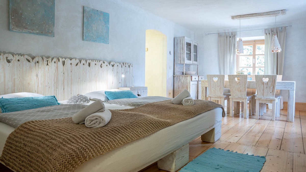 Gozd Martuljek Apartment | Country House Trata | Apartment 8 | 1 x Bedroom | Mountain View