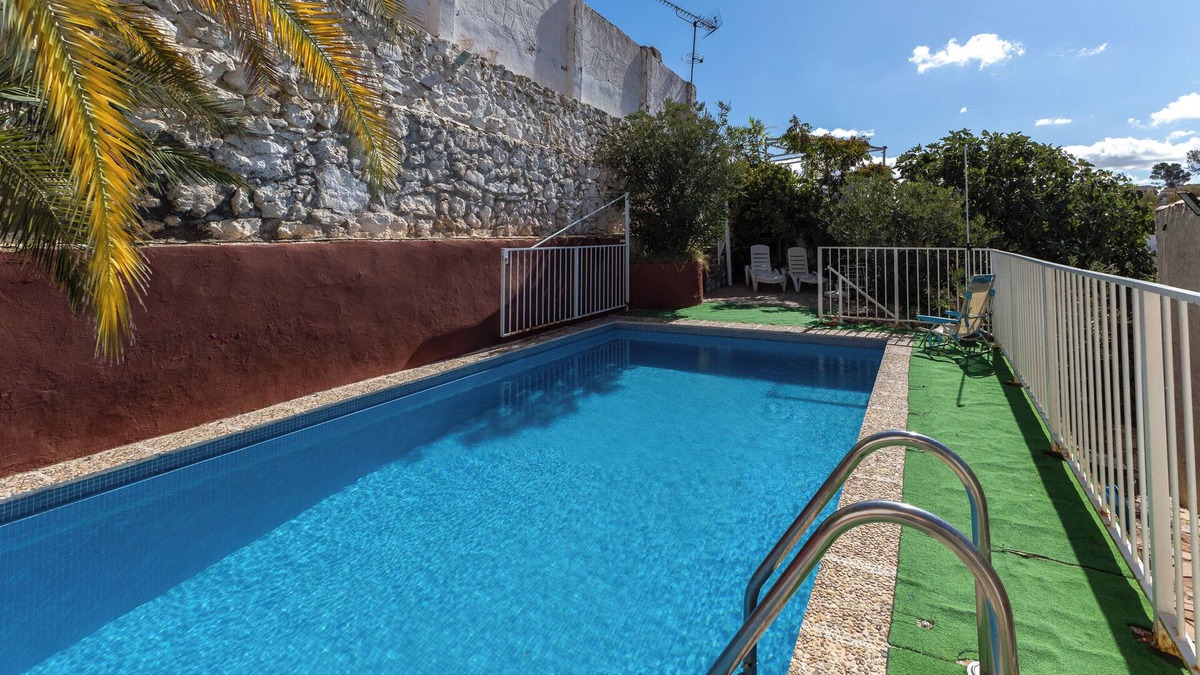 Valdelaguna House | Country House 'Villa Florita' with Private Pool, Wi-Fi and Air Conditioning