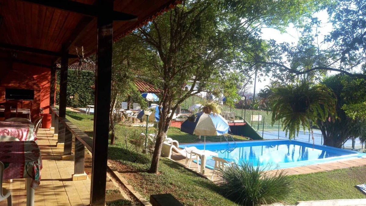 Vila Machado House | Country house with 2 (two) pools and tennis court.