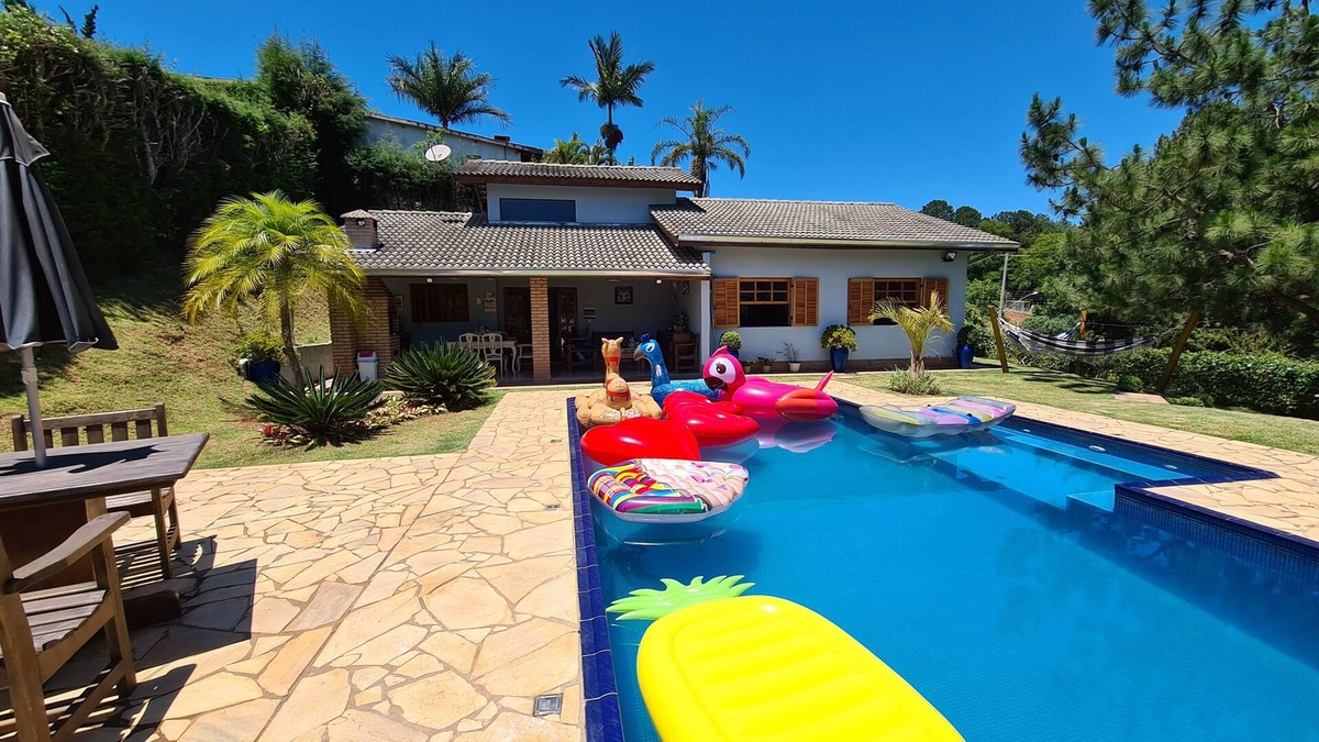 Ibiuna Cottage | Country house with full leisure facilities, swimming pool, fireplace, in secure gated community
