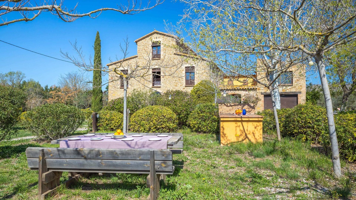 Verges House | Country house with pool on the Costa Brava