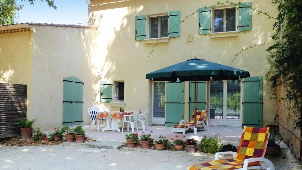 Beaucaire House | Country house with private terrace, Beaucaire