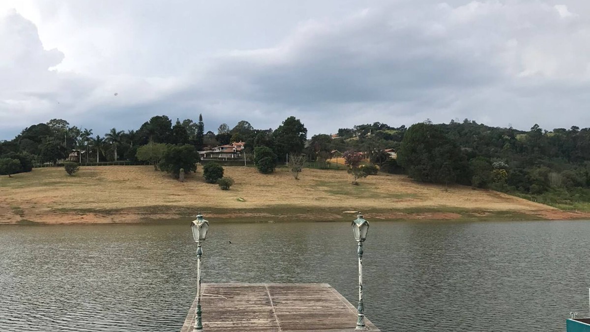 Piracaia House | Country house with private access to the dam in Piracaia SP