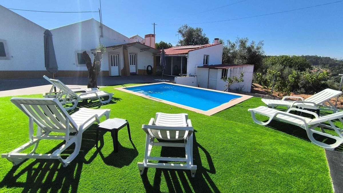Nossa Sra. da Piedade Cottage | Country house with private pool, barbecue, deck and mezzanine. Relaxing.